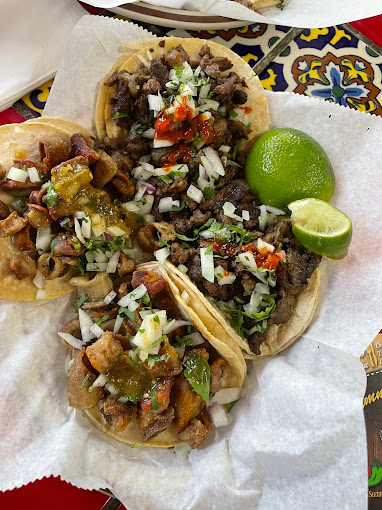 Fluffies Corner Tacos business image in Boron, ca